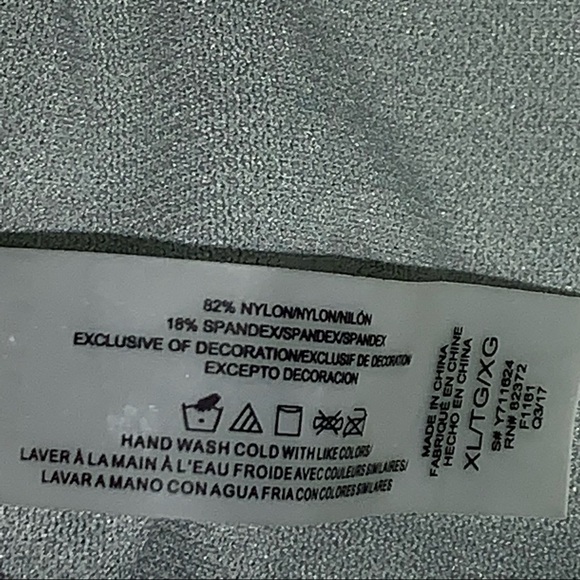 NEW Raisin's Women's Junior Size XL Blue/Gray Camo Strappy Back Swimsuit Top NWT - Picture 8 of 8